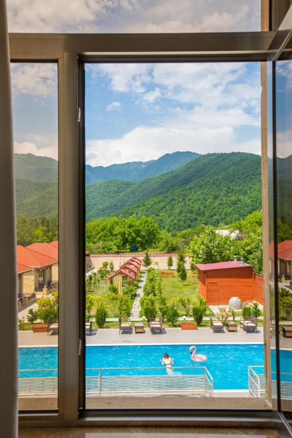 Bliss Inn Boutique Hotel غابالا المظهر الخارجي الصورة