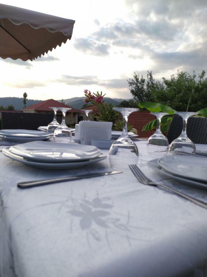 Bliss Inn Boutique Hotel غابالا المظهر الخارجي الصورة