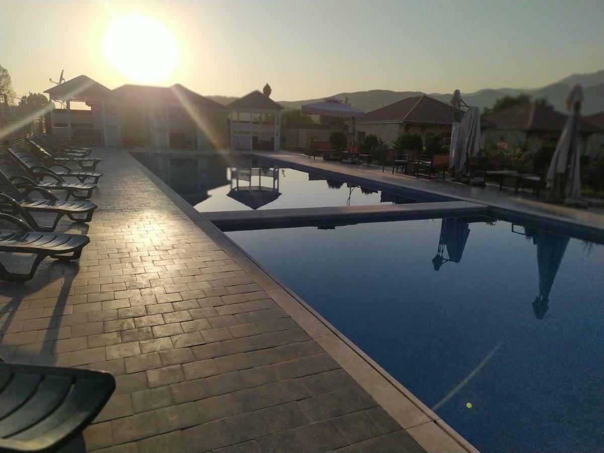 Bliss Inn Boutique Hotel غابالا المظهر الخارجي الصورة