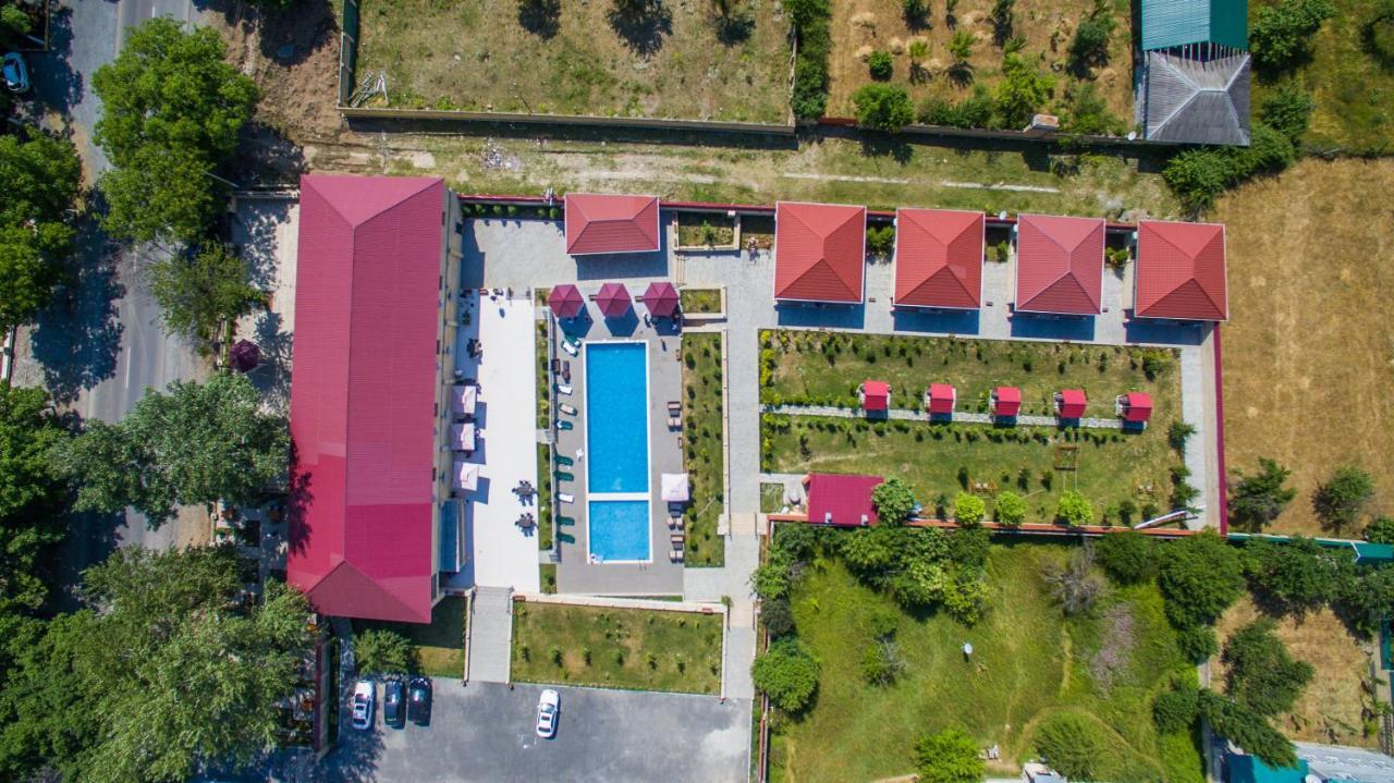 Bliss Inn Boutique Hotel غابالا المظهر الخارجي الصورة
